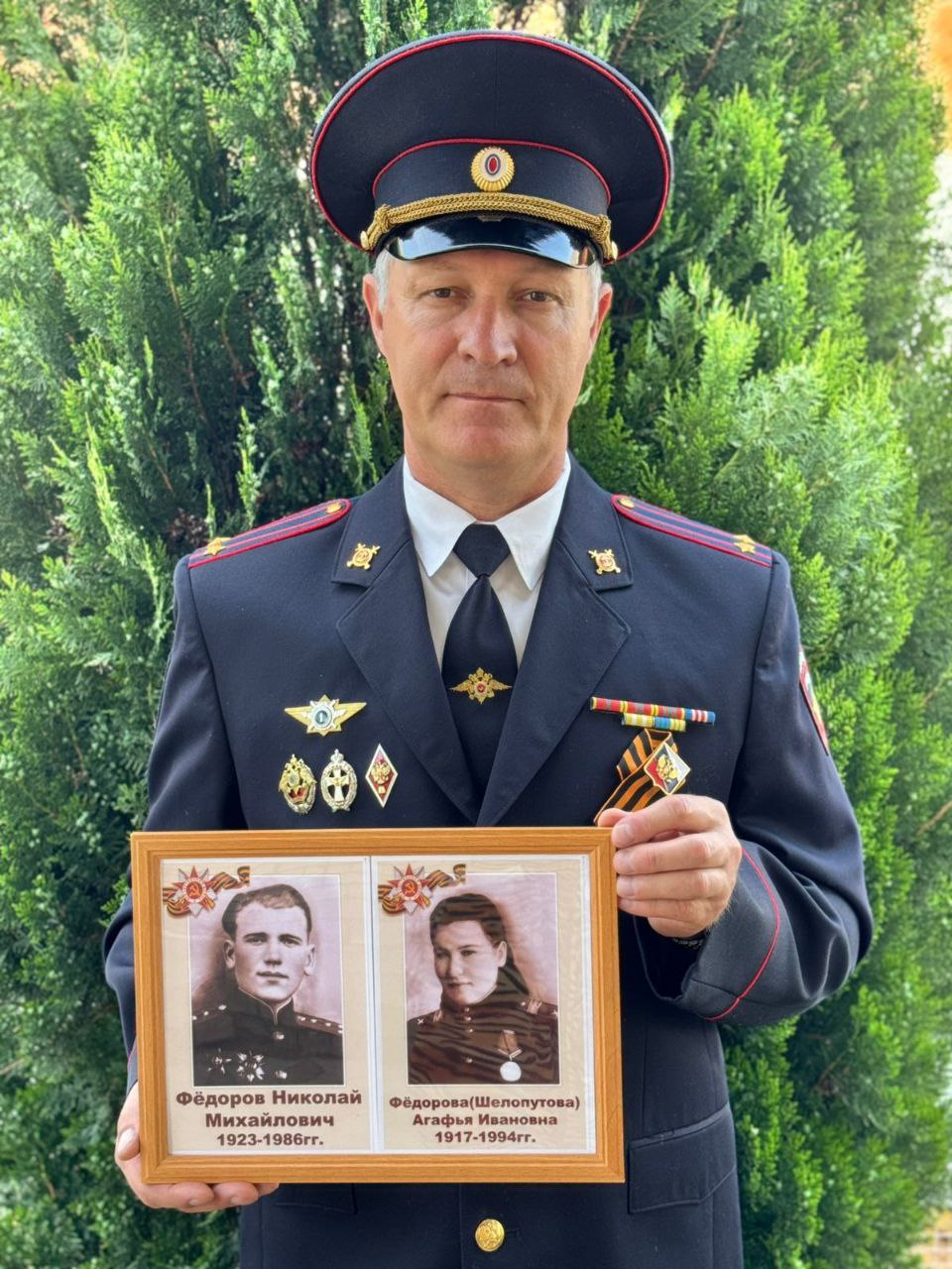 В преддверии Дня Победы начальник отделения по делам несовершеннолетних ОМВД России «Кировский» рассказал о своих героях Великой Отечественной Войны.