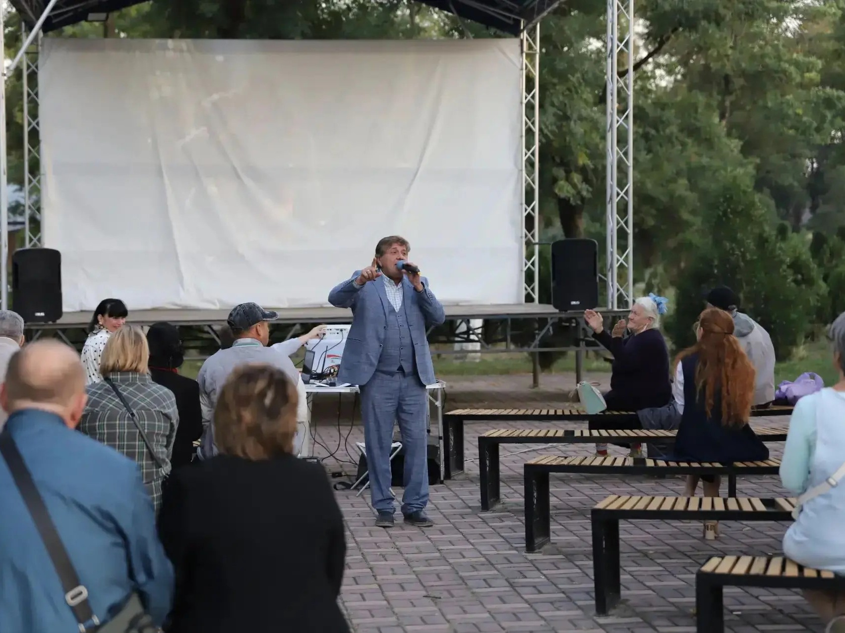 В Новопавловске прошёл вечер «Мелодии киноэкрана».