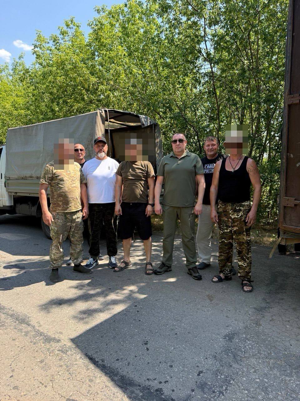 Глава Кировского муниципального округа Николай Олегович Новопашин вместе с заместителем председателя правительства Ставропольского края, куратором Кировского округа Дроздовым Ильей Юрьевичем, доставили очередной гуманитарный груз.
