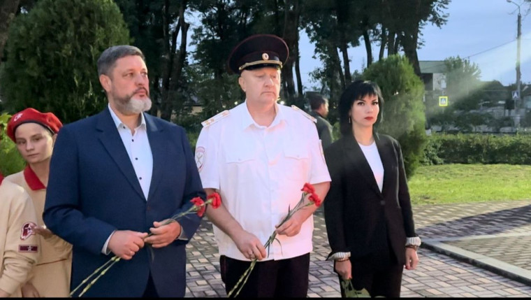 В Кировском городском округе прошла Всероссийская акция "Свеча памяти". В Кировском городском округе прошла Всероссийская акция "Свеча памяти".