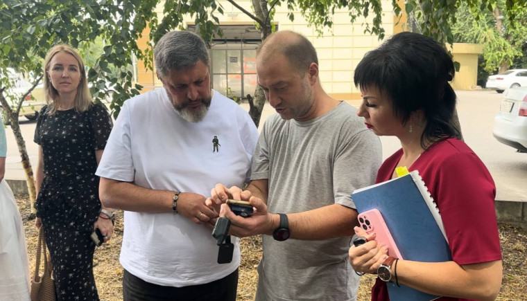 Глава Кировского округа Николай Новопашин провел выездное совещание. Глава Кировского округа Николай Новопашин провел выездное совещание.