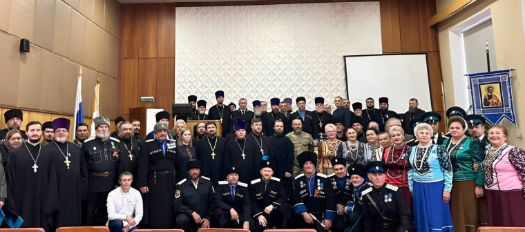 В городе Новопавловске состоялась общевойсковая конференция духовников казачьих обществ ТВКО.. В городе Новопавловске состоялась общевойсковая конференция духовников казачьих обществ ТВКО..