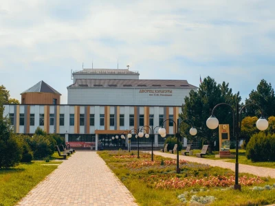 Дворец культуры им. Романько Дворец культуры им. Романько.